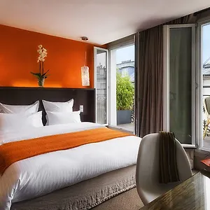 B Montmartre Parigi